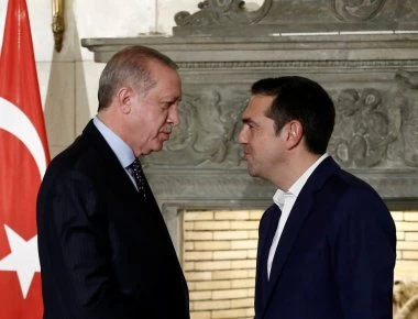 Reuters: Εντάσεις στις σχέσεις Αθήνας-Άγκυρας μετά τις δηλώσεις του Αλ. Τσίπρα περί «επιθετικού γείτονα»